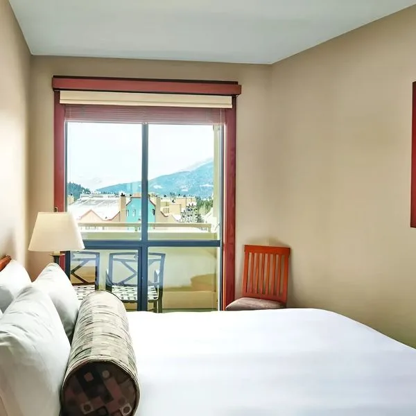 Pan Pacific Whistler Mountainside