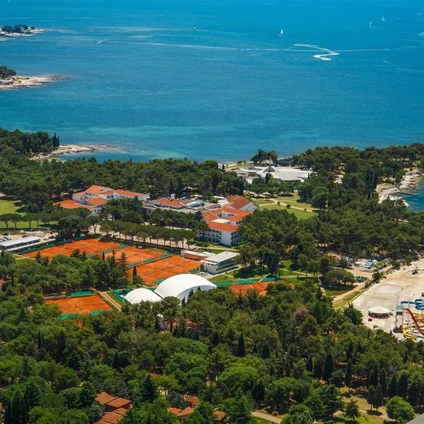 Pelegrin Plava Laguna - zdjęcie 3