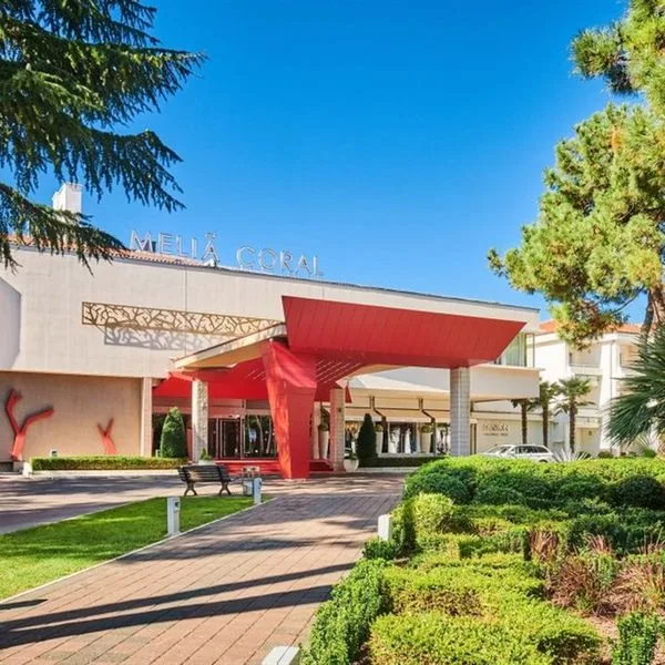 Pelegrin Plava Laguna - zdjęcie 5