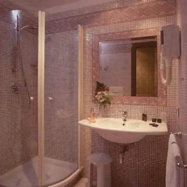 Serena (Rzym) - zdjęcie 2