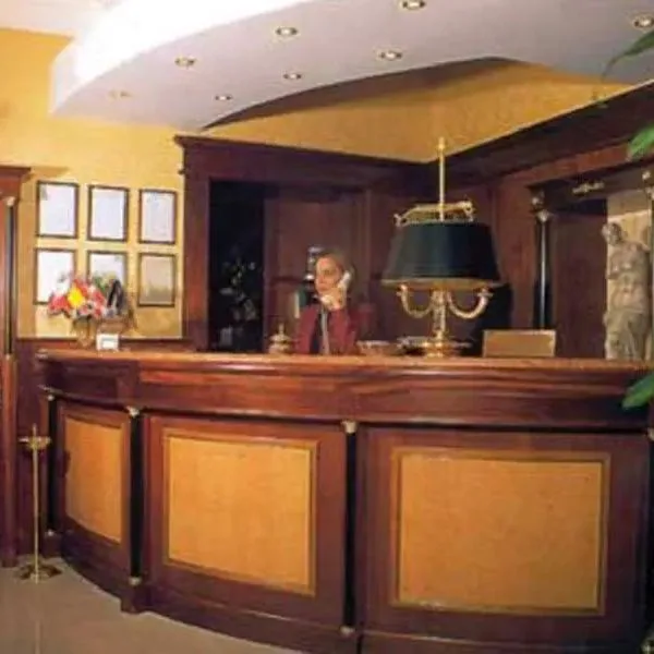 Serena (Rzym) - zdjęcie 3