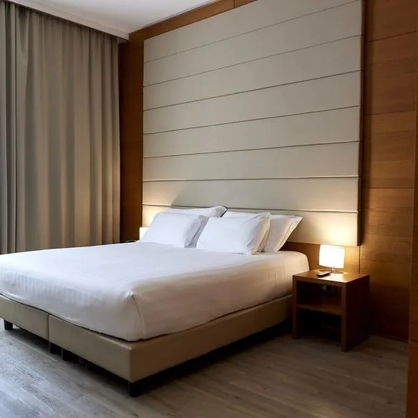 Occidental Aurelia - zdjęcie 5