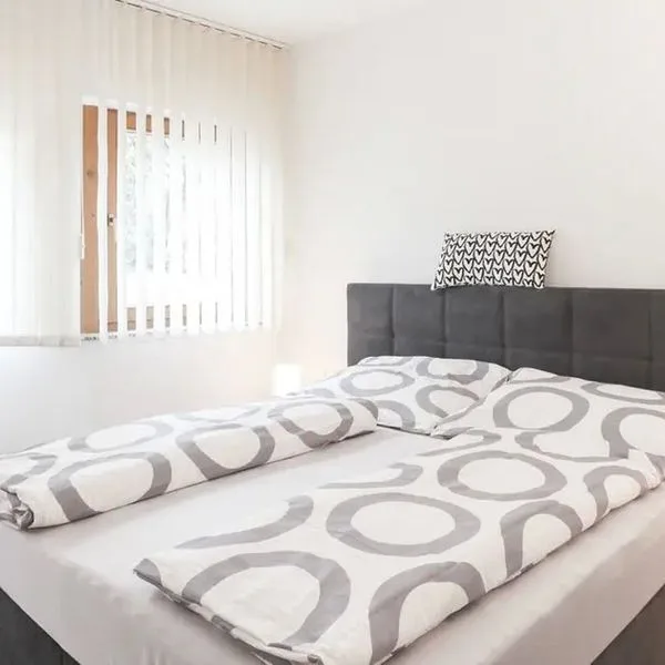 Apart Hackl - zdjęcie 3