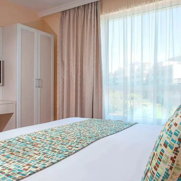 Marina Sands - zdjęcie 5