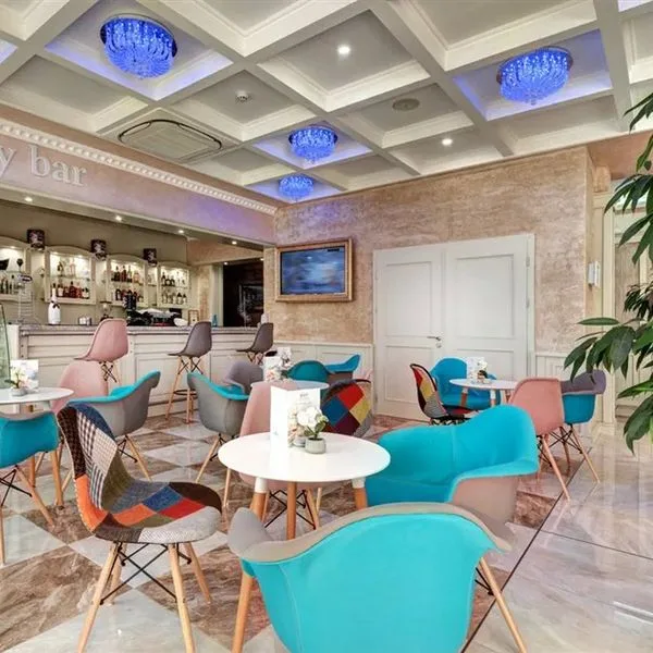 Siena Palace - zdjęcie 4