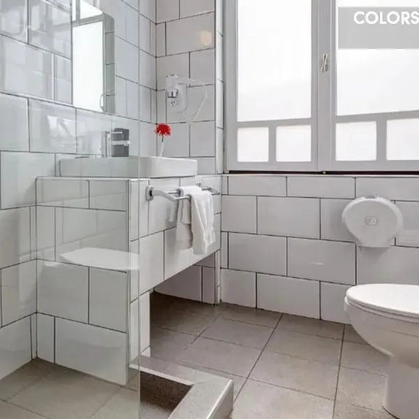 Colors Central Ladadika - zdjęcie 2