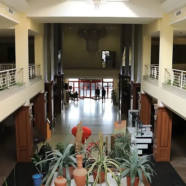 Le Grande Plaza - zdjęcie 4