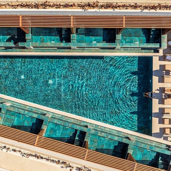 Ionis Art Luxury Suites - zdjęcie 3