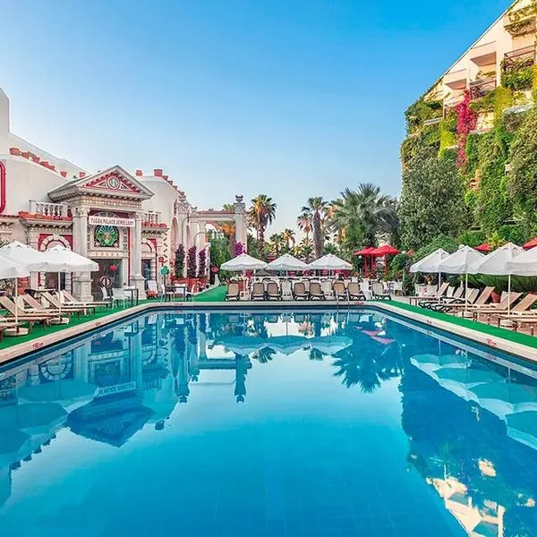 Club Sera - zdjęcie 2