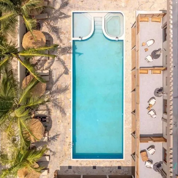 Blackstone Beach Resort - zdjęcie 2