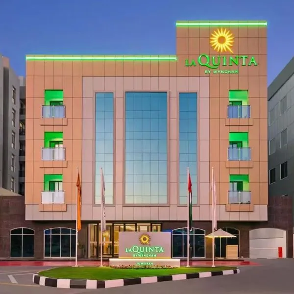 La Quinta by Wyndham Dubai Jumeirah (ex. The Country Club) - zdjęcie 2