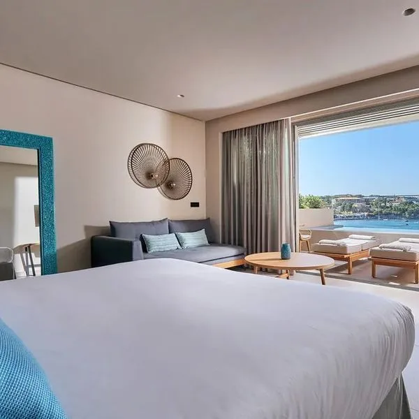 Castello Boutique Suites By The Sea - zdjęcie 2