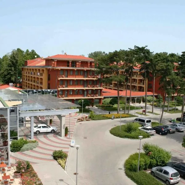 Azur (Siofok) - zdjęcie 5