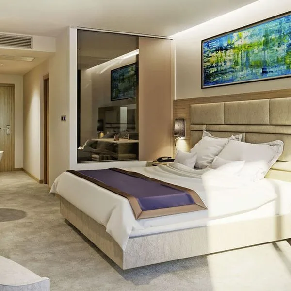 Plaza (Duce) - zdjęcie 4