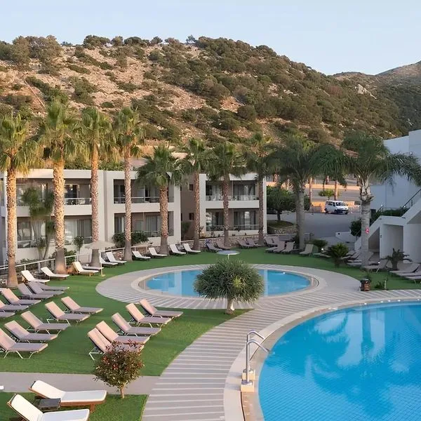 The Noverian Scenic Hilltop Villa Resort - zdjęcie 2