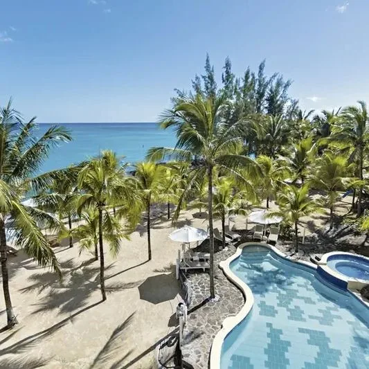 Hibiscus Beach Resort & Spa