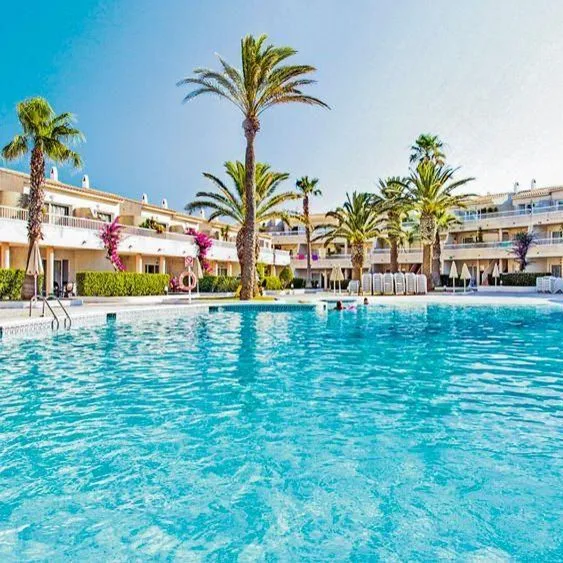 Globales los Delfines (ex. Hi Los Delfines) - zdjęcie 5