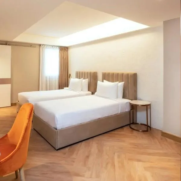 Away Riverside Kene - zdjęcie 4