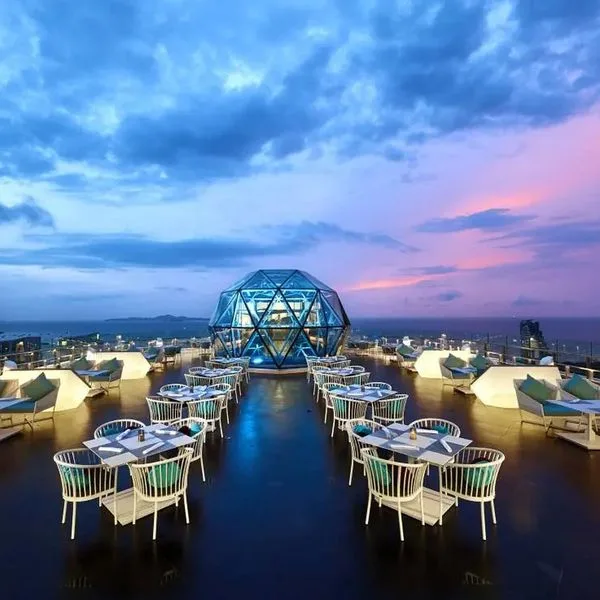 Grande Centre Point - zdjęcie 2