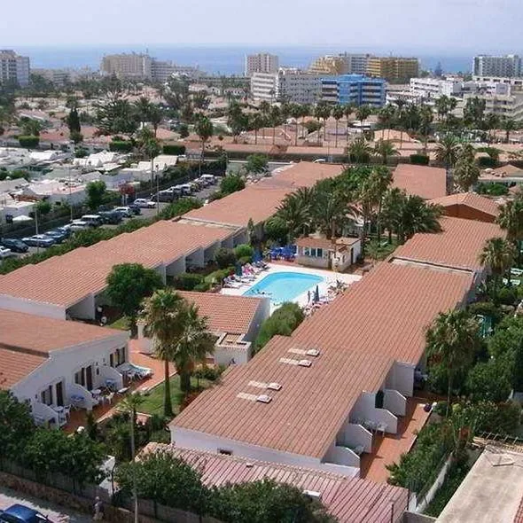 Rebecca Park - zdjęcie 4