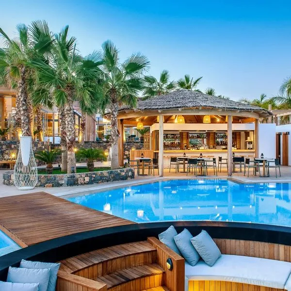 Stella Island Luxury Resort & Spa