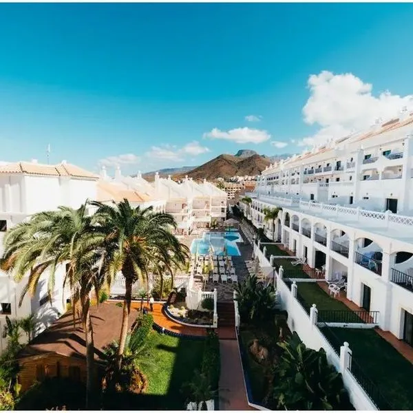 Hollywood Mirage - zdjęcie 2