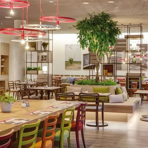 Intercity Hotel Budapest - zdjęcie 2