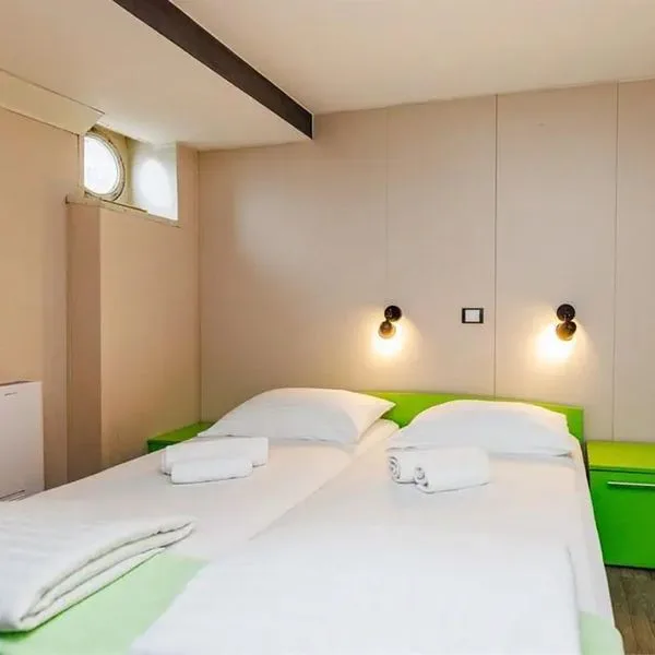 Botel Marina - zdjęcie 2