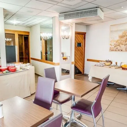 Carlton (Sliema) - zdjęcie 5