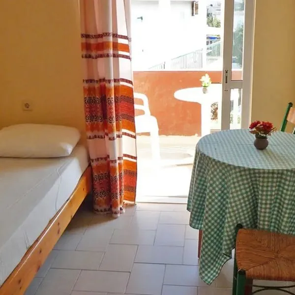 Haris Apartaments (Kokkini Hani) - zdjęcie 2