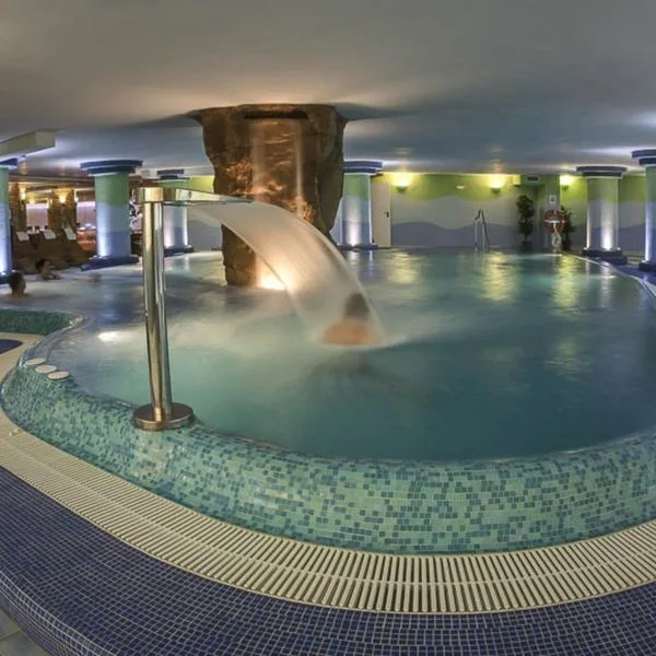 Bull Escorial & Spa - zdjęcie 2