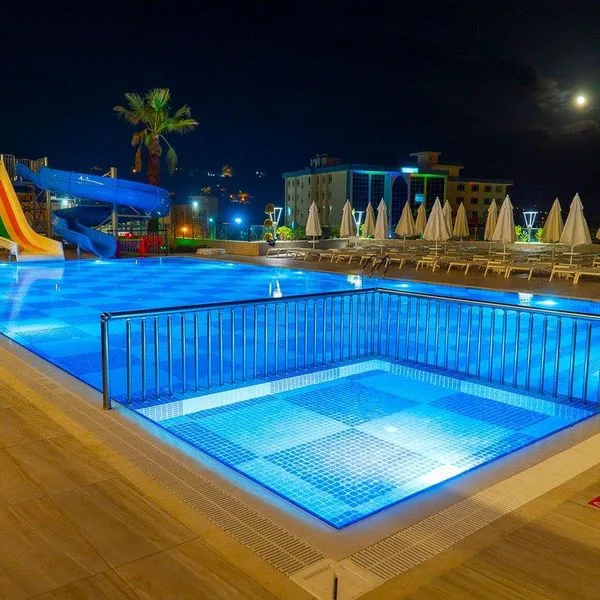 Campus Hill - zdjęcie 3