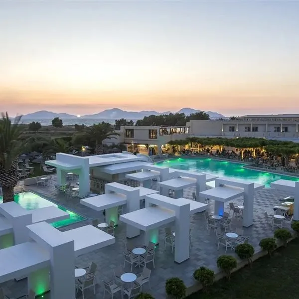 Sandy Beach (Marmari)