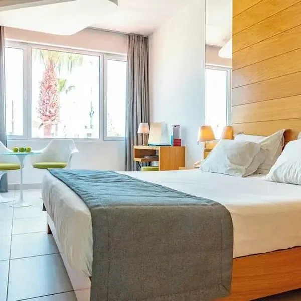 Napa Plaza - zdjęcie 3