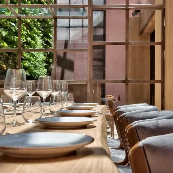 Land's End Boutique - zdjęcie 5