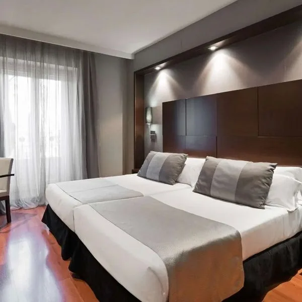 Catalonia Goya - zdjęcie 2