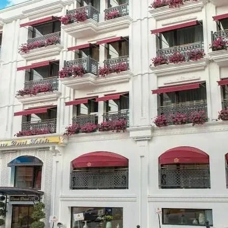 Dosso Dossi Old City