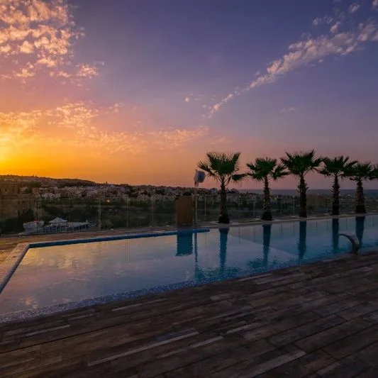 H Hotel - zdjęcie 2