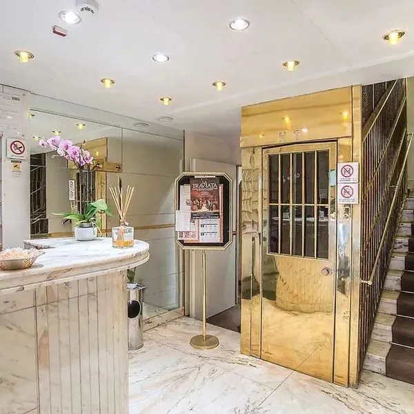 Tritone - zdjęcie 3