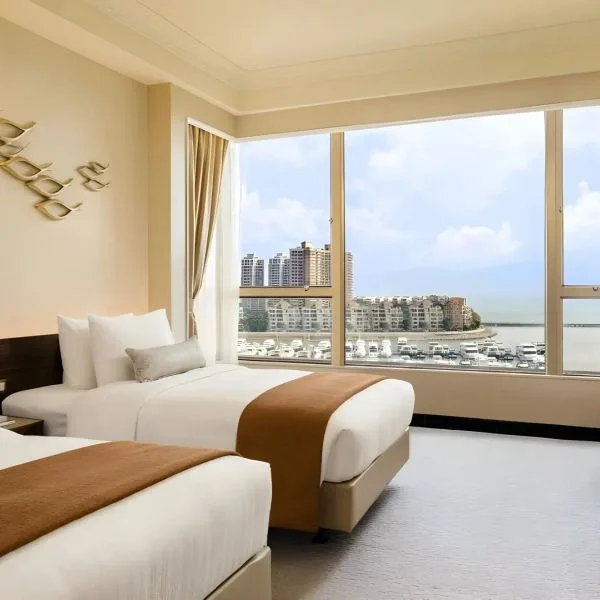 Gold Coast Hong Kong - zdjęcie 5