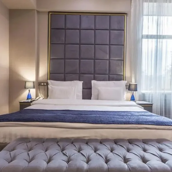 Grand Sapphire - zdjęcie 3