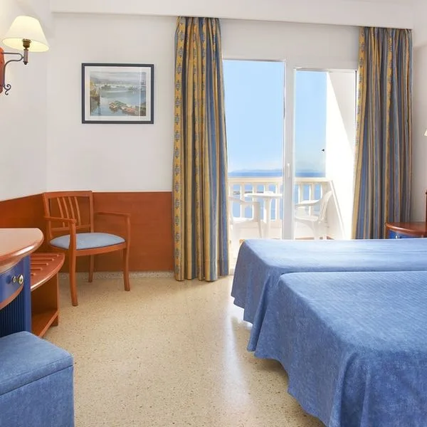 Universal Romantica (Colonia Sant Jordi) - zdjęcie 3